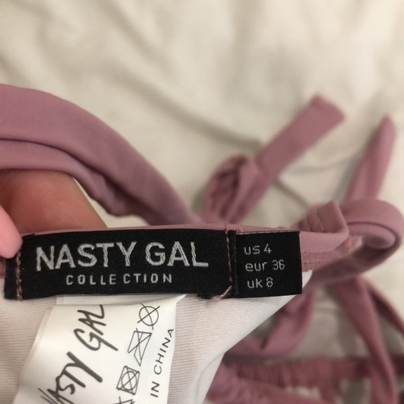 New nasty gal bikini set - Picture 5 of 5